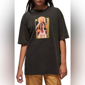 Nike Jordan Oversized Graphic T-Shirt